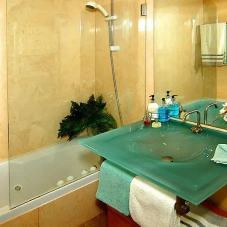 Front Luxury T1 Pools Garage Tennis