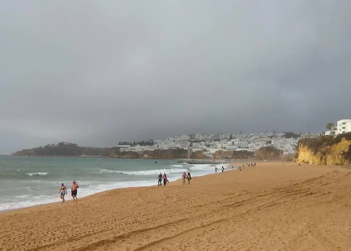 Front Luxury T1 Pools Garage Tennis Lejlighed *